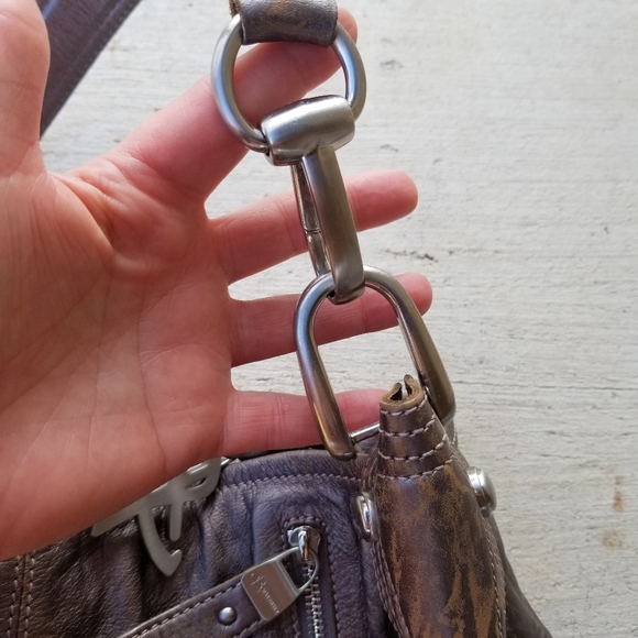 B. Makowsky leather purse - Picture 6 of 7